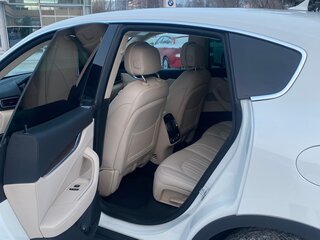 2017 Maserati Levante Diesel I, белый, 6960000 рублей, вид 3