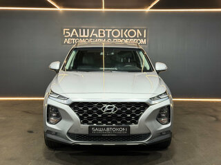 2019 Hyundai Santa Fe IV, серебристый, 2310000 рублей, вид 2