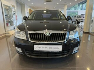 2013 Skoda Octavia II (A5) Рестайлинг, чёрный, 949000 рублей, вид 5