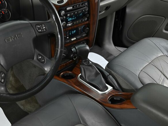 2002 GMC Envoy II (GMT360), чёрный - вид 8