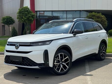 2026 Volkswagen Tavendor I Рестайлинг, серый, 5400000 рублей, вид 1