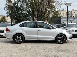 2013 Volkswagen Polo V, серебристый, 779000 рублей, вид 4
