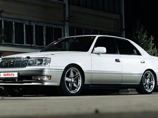 1996 Toyota Crown X (S150), белый, 900000 рублей, вид 1