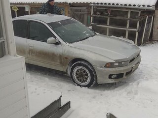 2000 Mitsubishi Galant VIII Рестайлинг, серебристый, 150000 рублей, вид 3