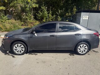 2013 Toyota Corolla XI (E160, E170, E180), серый, 1100000 рублей, вид 3