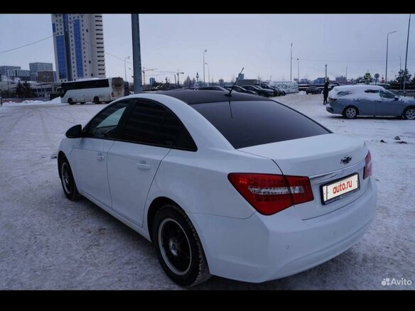 2015 Chevrolet Cruze I Рестайлинг, белый, 800000 рублей - вид 11