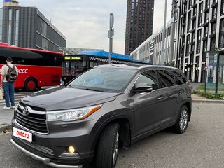 2014 Toyota Highlander III (XU50), серый, 2632000 рублей, вид 3
