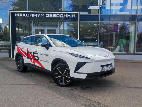 2026 Omoda C5 II, белый, 2300000 рублей, вид 3