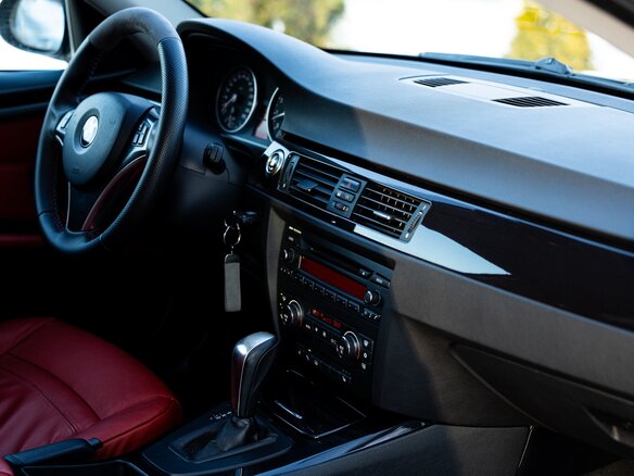 2007 BMW 3 серии 325i V (E90/E91/E92/E93), серый, 1090000 рублей - вид 13