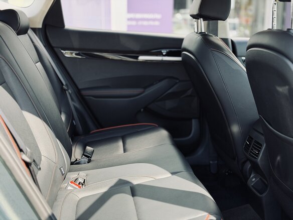 2026 Kia Seltos I Рестайлинг, зелёный - вид 23