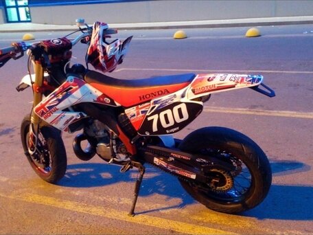 2003 Honda CR 250R, красный, 300000 рублей, вид 1