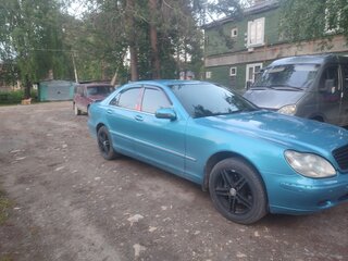 2001 Mercedes-Benz S-Класс 320 IV (W220), голубой, 770000 рублей, вид 2