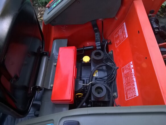 2012 Yanmar F-7, красный - вид 17