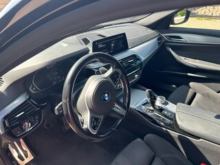 2021 BMW 5 серии 520d xDrive VII (G30/G31/G38) Рестайлинг, чёрный, 4630000 рублей, вид 4