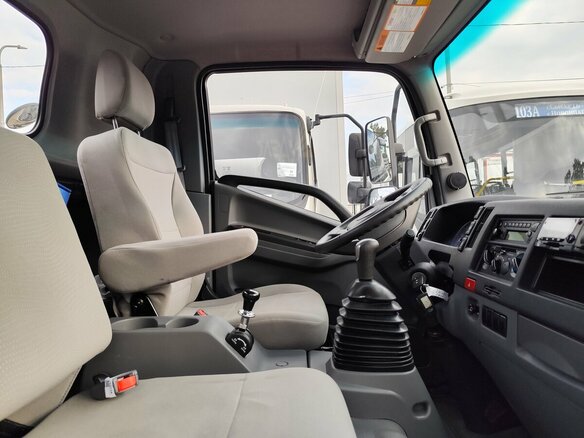 2024 JAC N90, белый - вид 10