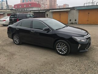 2017 Toyota Camry VII (XV50) Рестайлинг 2, чёрный, 2500000 рублей, вид 2