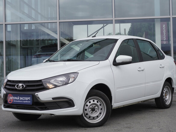 2024 Lada (ВАЗ) Granta I Рестайлинг, белый, 750000 рублей