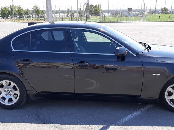 2006 BMW 5 серии 525i V (E60/E61), чёрный
