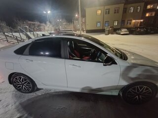 2023 Lada (ВАЗ) Vesta Sportline I Рестайлинг (NG), белый, 1700000 рублей, вид 3