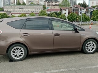 2015 Toyota Prius Alpha I (ZVW40/41) Рестайлинг, коричневый, 1450000 рублей, вид 2