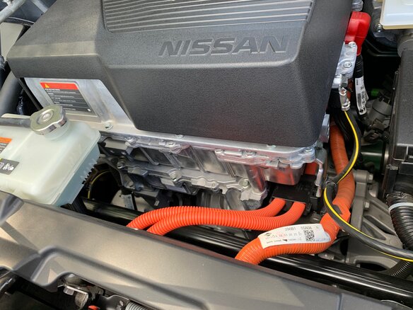 2019 Nissan Leaf II (ZE1), серый - вид 24