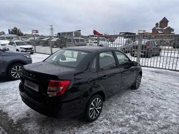 2026 Lada (ВАЗ) Granta I Рестайлинг, чёрный, 1285000 рублей - вид 2