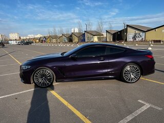 2021 BMW 8 серии M850i xDrive II (G14/G15/G16), фиолетовый, 8800000 рублей, вид 4