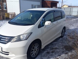 2010 Honda Freed I, белый, 1200000 рублей, вид 5