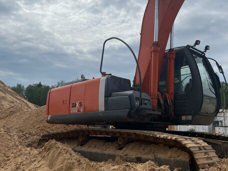 2011 Hitachi ZX200, оранжевый, 4100000 рублей, вид 3