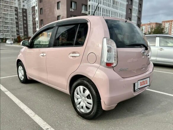 2015 Toyota Passo II (C30), розовый, 700000 рублей - вид 3