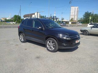 2012 Volkswagen Tiguan I Рестайлинг, чёрный, 1400000 рублей, вид 2