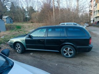 2001 Skoda Octavia I (A4) Рестайлинг, чёрный, 320000 рублей, вид 3