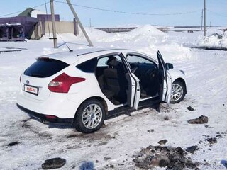 2014 Ford Focus III, белый, 1000000 рублей, вид 3