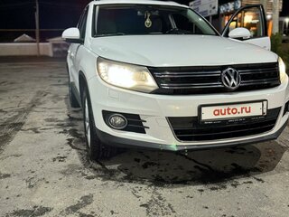 2012 Volkswagen Tiguan I Рестайлинг, белый, 1500000 рублей, вид 3