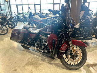 2018 Harley-Davidson CVO Street Glide, серый, 3950000 рублей, вид 5