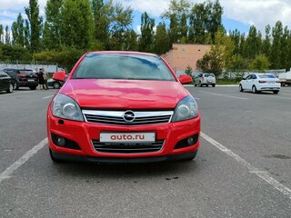 2010 Opel Astra H Рестайлинг, красный, 530000 рублей, вид 2