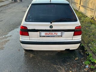 2001 Skoda Felicia I Рестайлинг, белый, 100000 рублей, вид 4