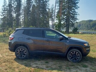 2019 Jeep Compass TrailHawk II, серый, 1815209 рублей, вид 5
