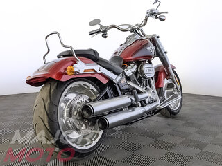 2018 Harley-Davidson Fat Boy, красный, 1760000 рублей, вид 5