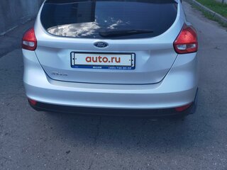 2016 Ford Focus III Рестайлинг, серебристый, 1300000 рублей, вид 4