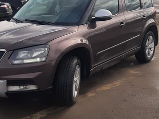 2014 Skoda Yeti I Рестайлинг, белый, 780000 рублей, вид 3