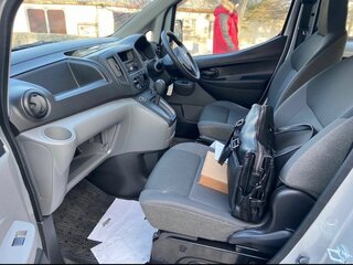2015 Nissan NV200, серебристый, 1250000 рублей, вид 4