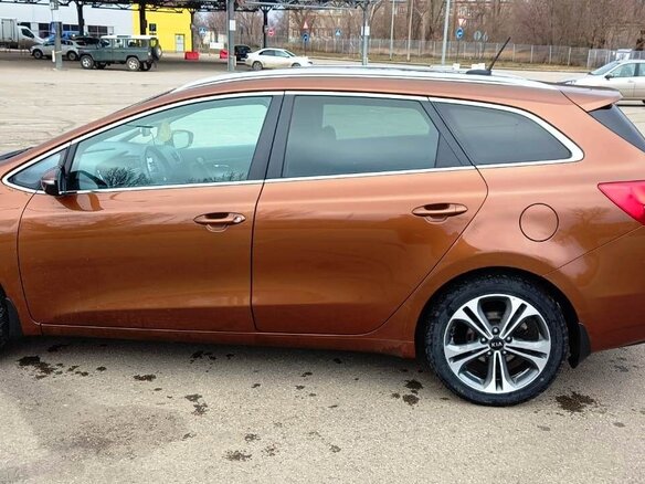 2016 Kia Ceed II Рестайлинг, коричневый, 1650000 рублей - вид 6