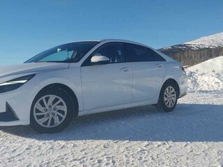 2021 Hyundai Avante VII, белый, 1900000 рублей, вид 3