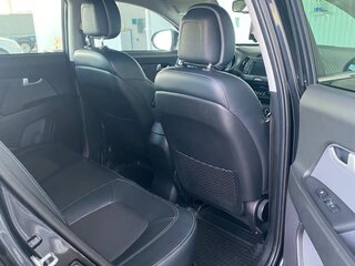 2011 Kia Sportage III, чёрный, 1800000 рублей, вид 5