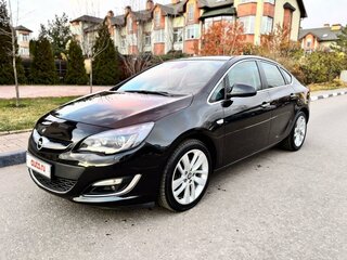 2012 Opel Astra J Рестайлинг, чёрный, 1100000 рублей, вид 2
