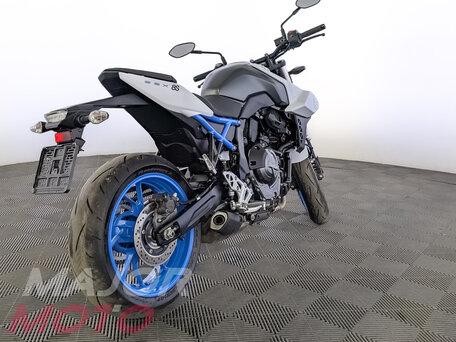 2023 Suzuki GSX-8S, белый, 855000 рублей, вид 2