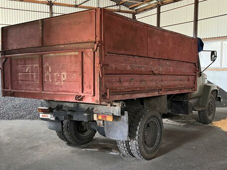 1993 ГАЗ 3307, зелёный, 600000 рублей, вид 4