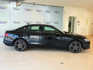 2020 Audi A4 35 TFSI V (B9) Рестайлинг, чёрный, 1719000 рублей, вид 4