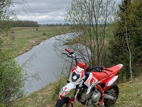 2024 Apollo Thunder, красный, 55000 рублей, вид 1